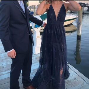 Elegant Navy Blue Lace Evening Gown